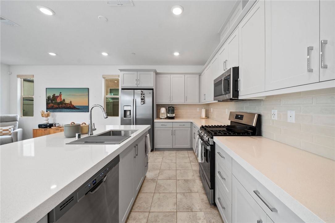 Escondido, CA 92026,1962 Julie Dawn PL