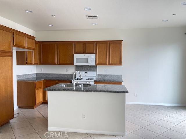 Moreno Valley, CA 92555,27879 Cactus AVE #C