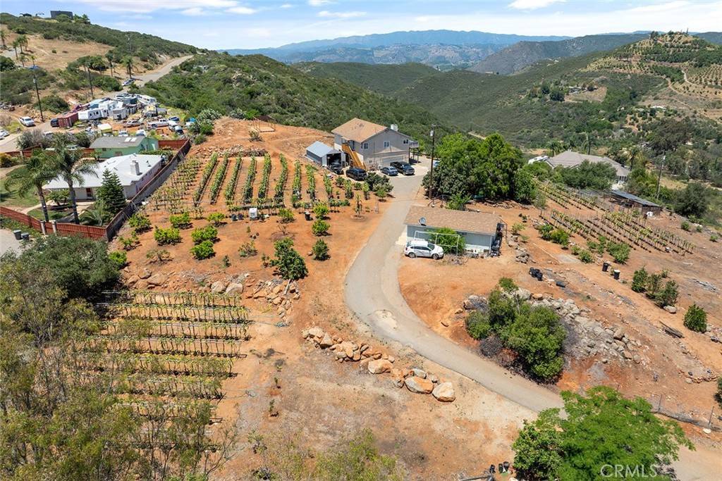 Fallbrook, CA 92028,1996 Rainbow Glen RD