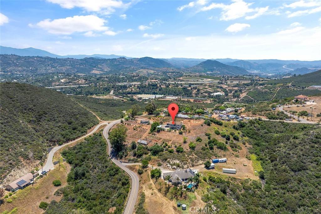Fallbrook, CA 92028,1996 Rainbow Glen RD
