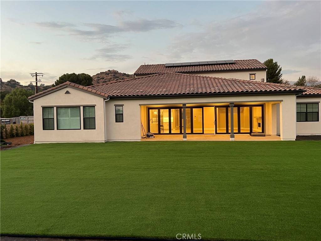 Chatsworth, CA 91311,22046 Fig Tree LN