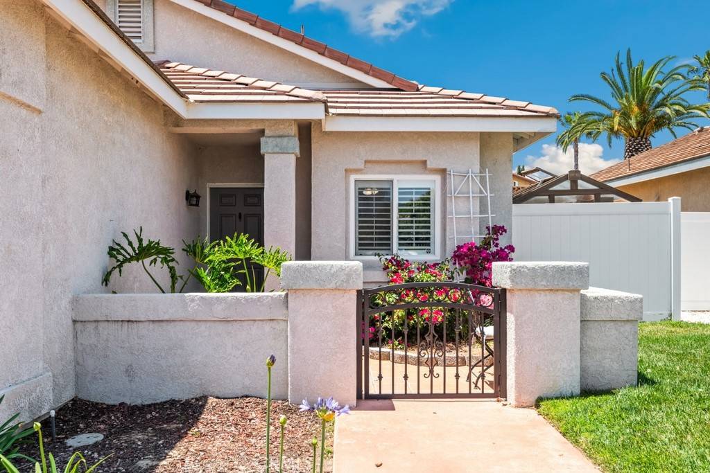 Temecula, CA 92592,33180 Camino Piedra Rojo