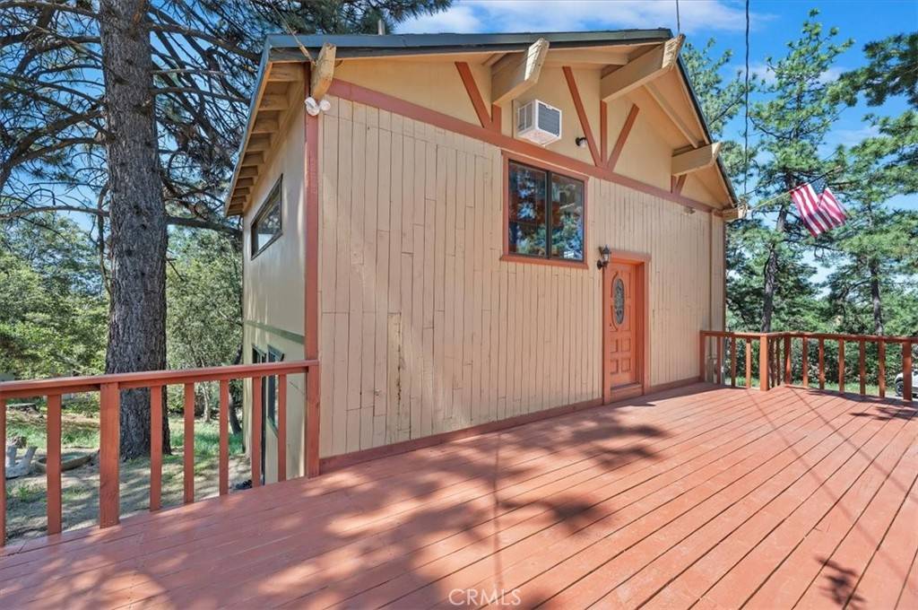Idyllwild, CA 92549,26745 Hopkins RD