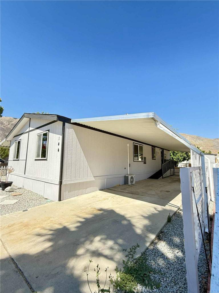 San Jacinto, CA 92583,21100 State St #144
