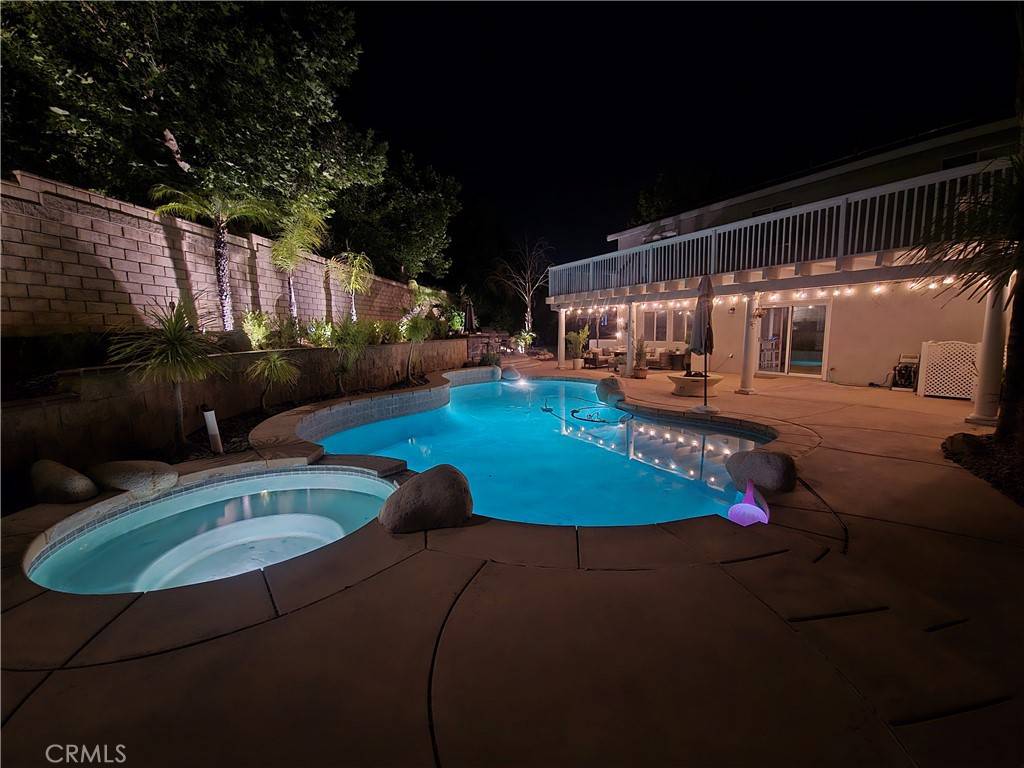 Murrieta, CA 92562,23381 White Oak LN