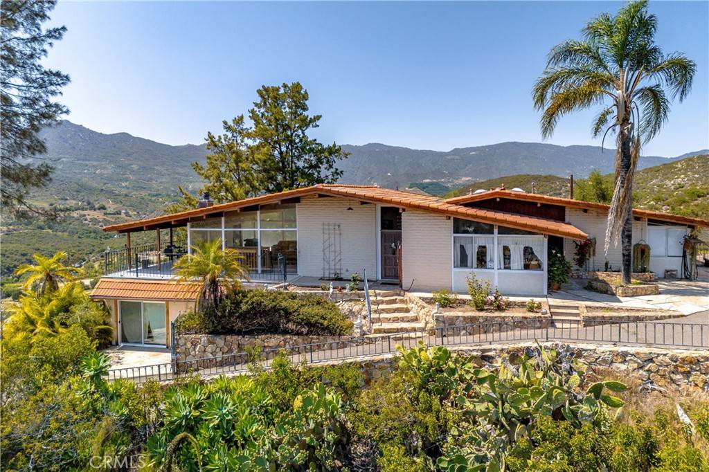 Fallbrook, CA 92028,39435 De Luz RD