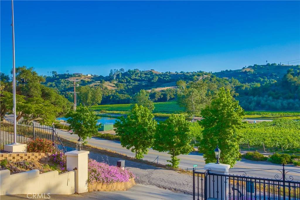 Fallbrook, CA 92028,2424 Gird RD