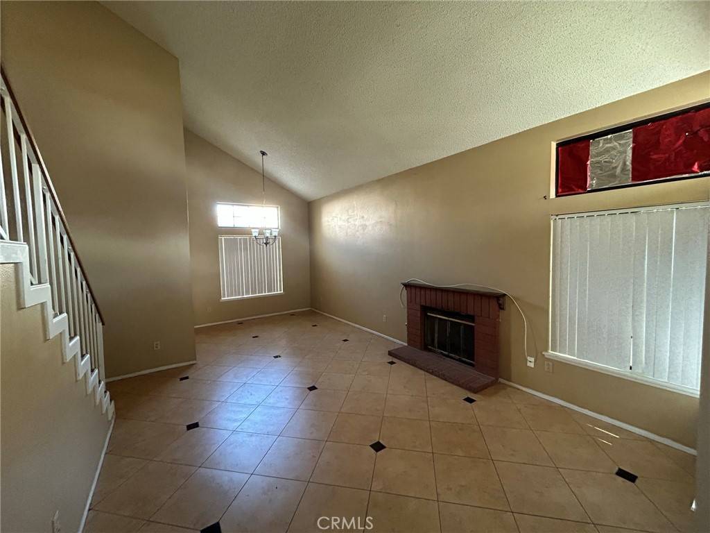 Perris, CA 92571,1523 Heirloom AVE