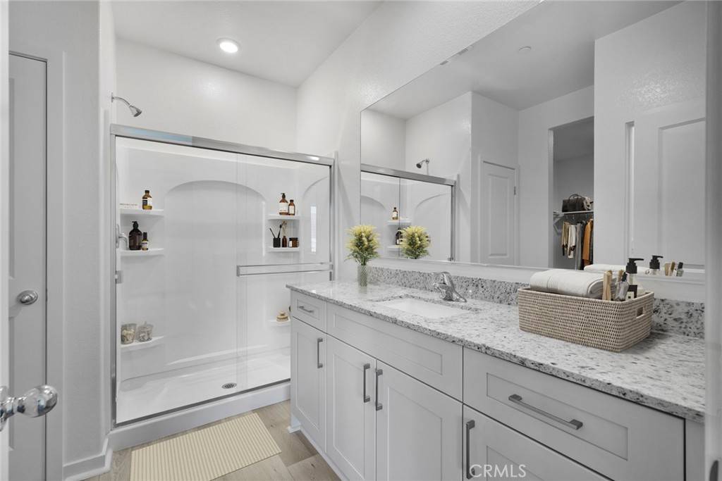 Apple Valley, CA 92307,22856 Saddleback AVE