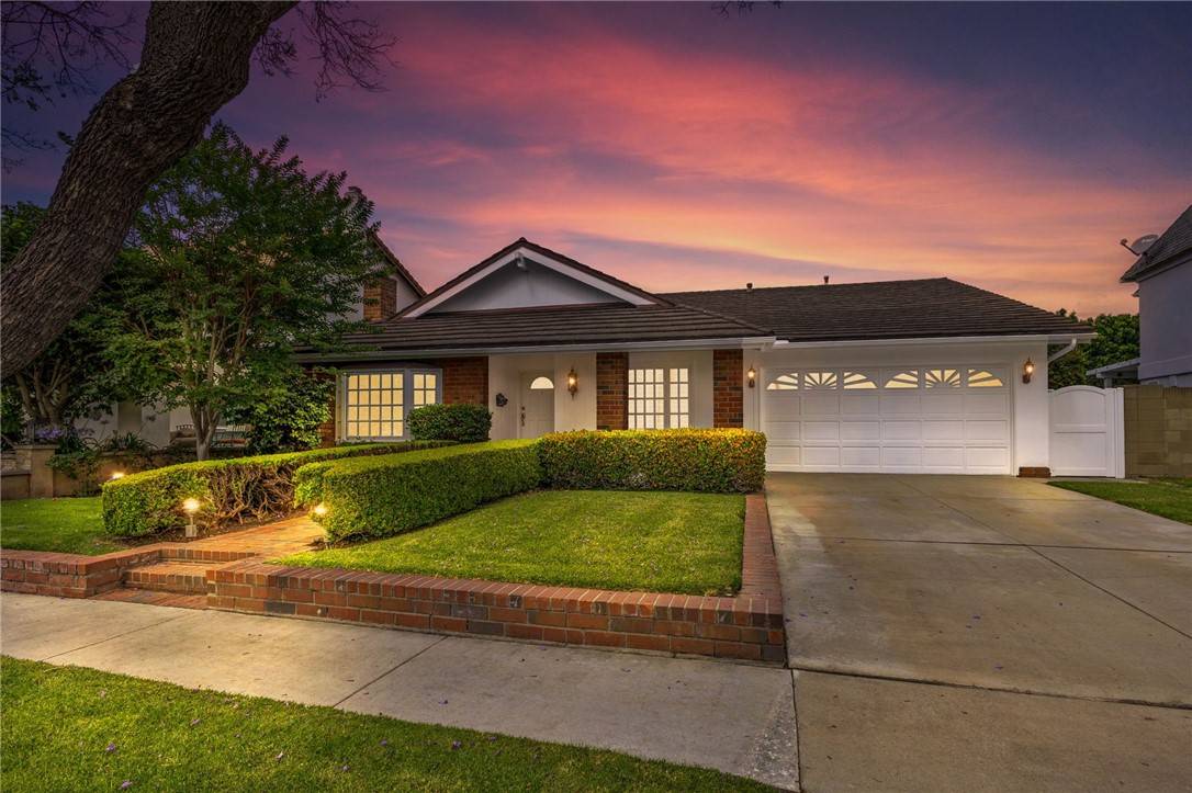 Los Alamitos, CA 90720,10281 Kings Street
