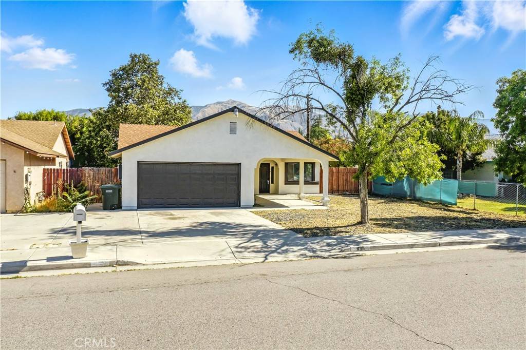San Jacinto, CA 92583,639 E 5th St