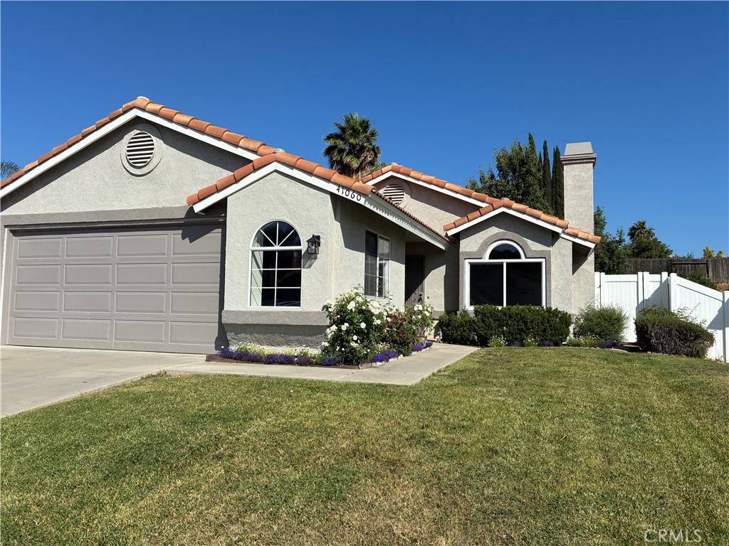 Murrieta, CA 92562,41060 Via Cedro