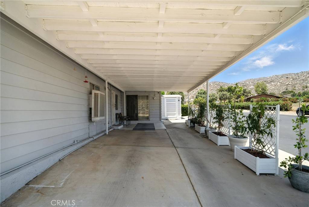 Hemet, CA 92545,24515 California Ave #42