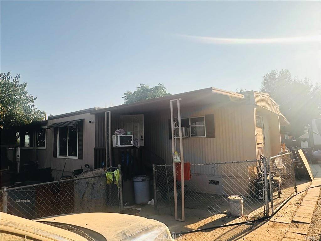 Hemet, CA 92545,26635 Winchester RD