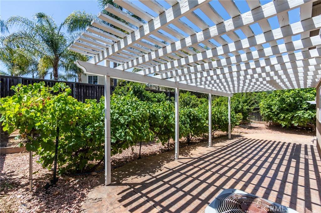 Winchester, CA 92596,32181 Kale LN