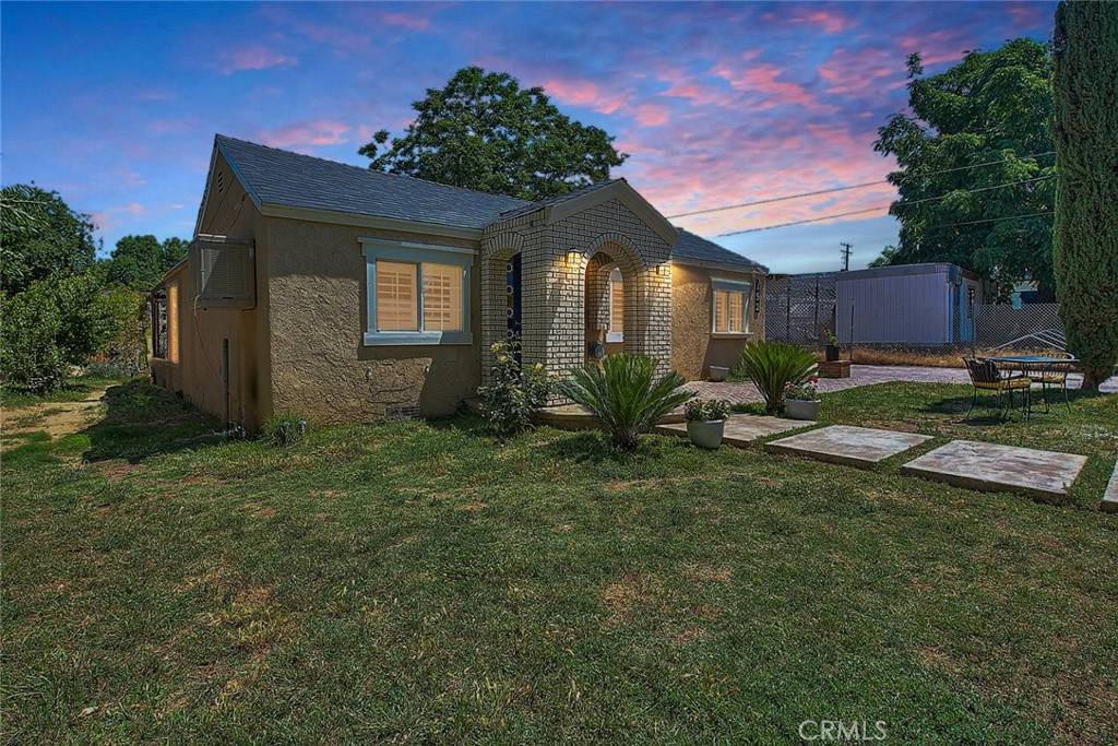 Beaumont, CA 92223,152 W 10th ST