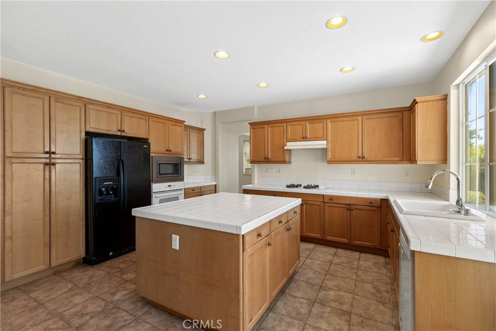 Temecula, CA 92592,33138 Rhine AVE