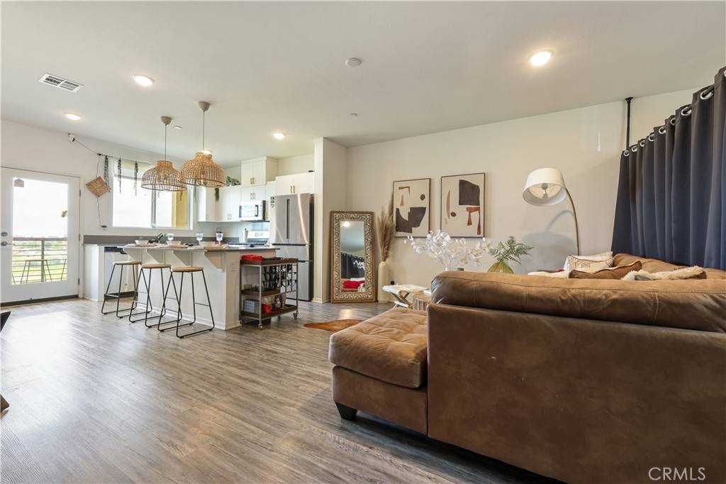 San Diego, CA 92154,5240 Beachfront Cove ST #89