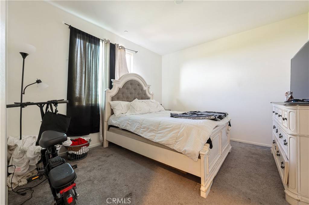 San Diego, CA 92154,5240 Beachfront Cove ST #89