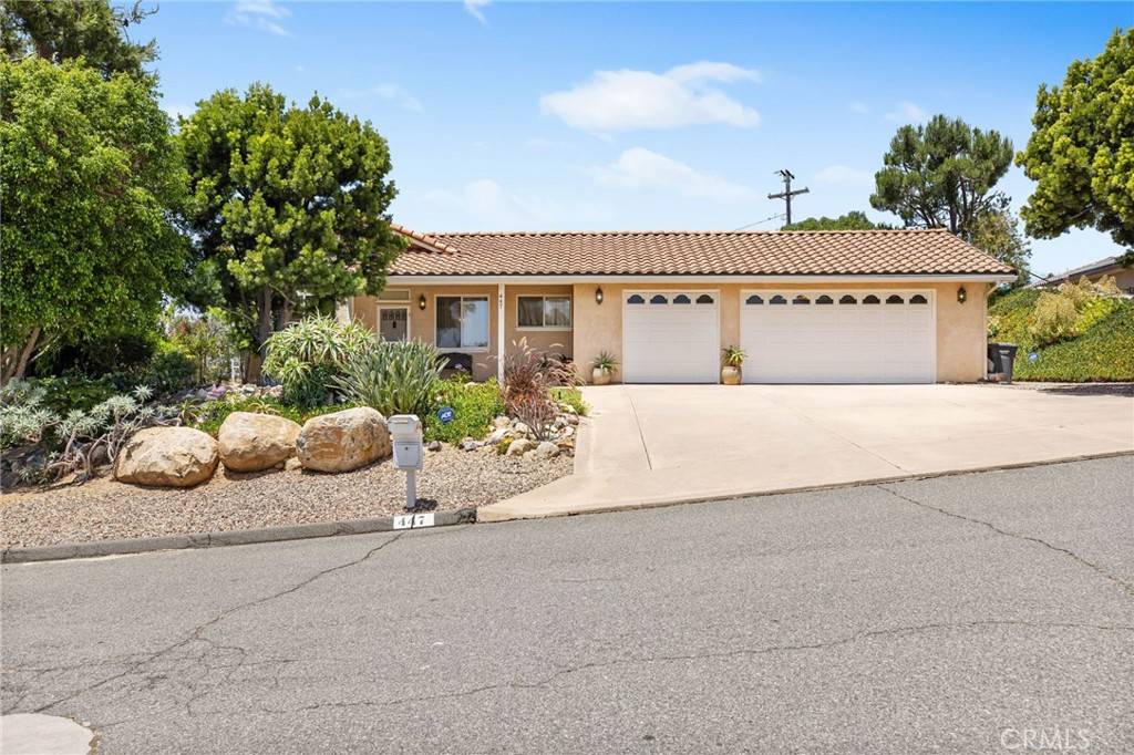Fallbrook, CA 92028,447 Ali WAY