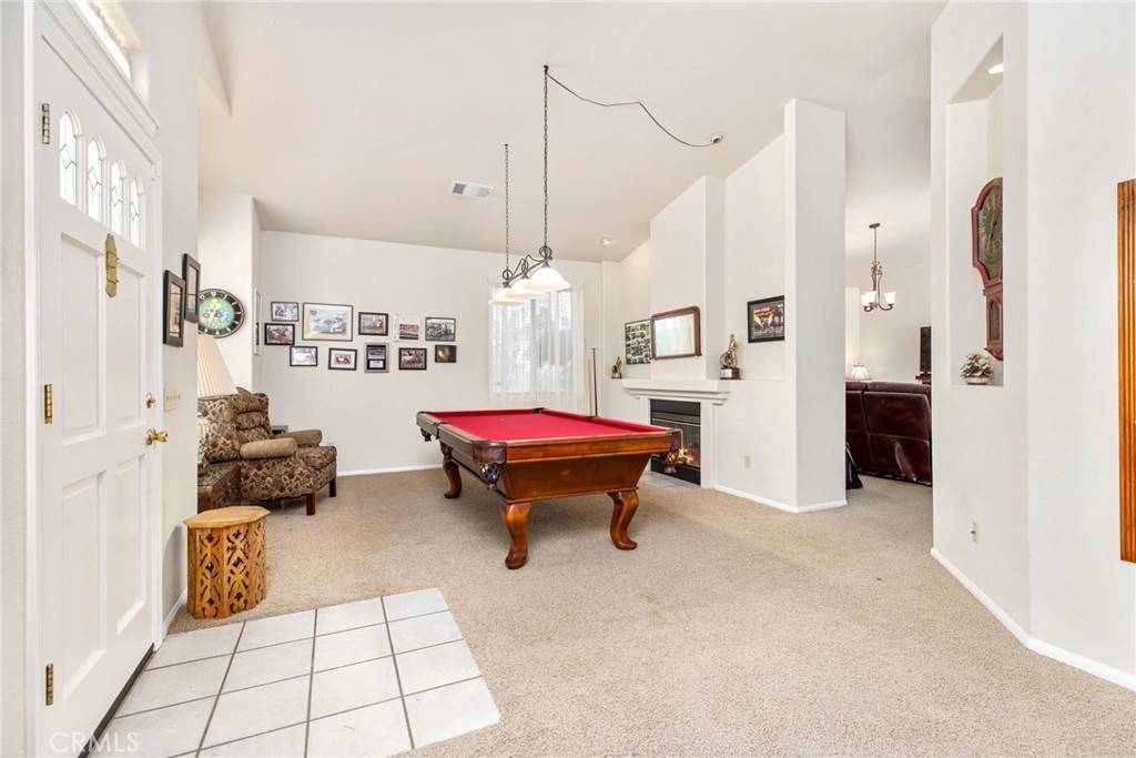 Fallbrook, CA 92028,447 Ali WAY
