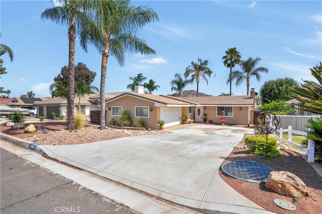 Canyon Lake, CA 92587,23609 Canyon Lake DR N
