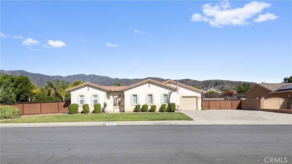 Lake Elsinore, CA 92530,30783 Via Lakistas