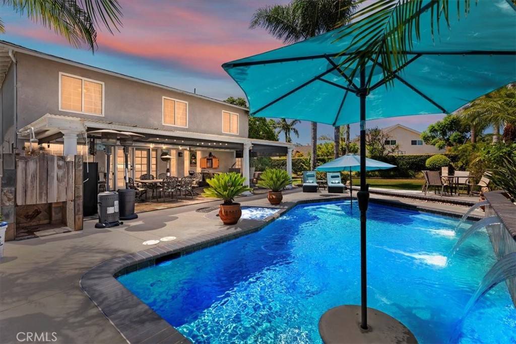 Corona, CA 92878,1110 Norcrest ST