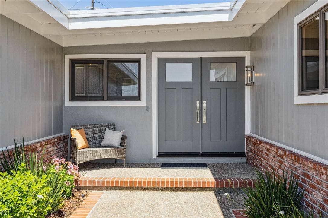 Millbrae, CA 94030,820 Robin LN