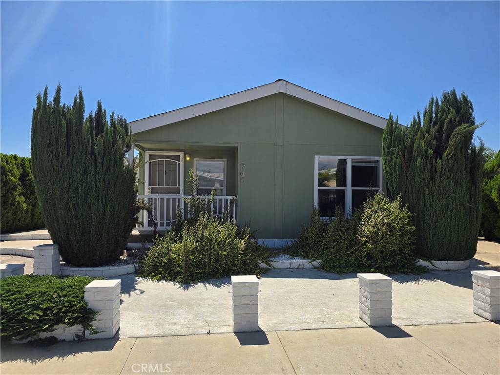 Hemet, CA 92543,945 Vallejo DR