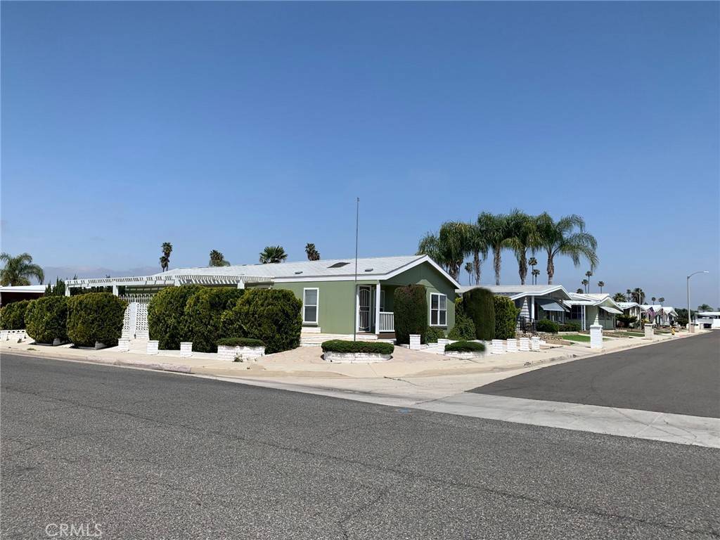 Hemet, CA 92543,945 Vallejo DR
