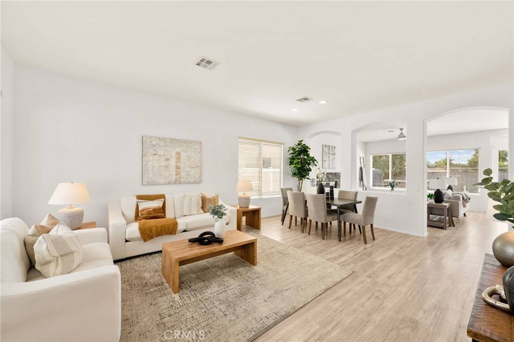 Murrieta, CA 92563,40065 Temple CT