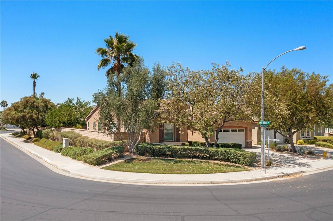 Menifee, CA 92586,26135 Palm Breeze LN