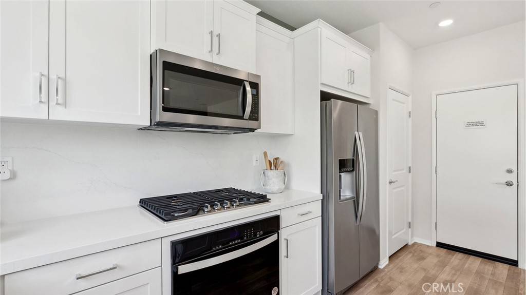Corona, CA 92883,26185 Moorpark CT
