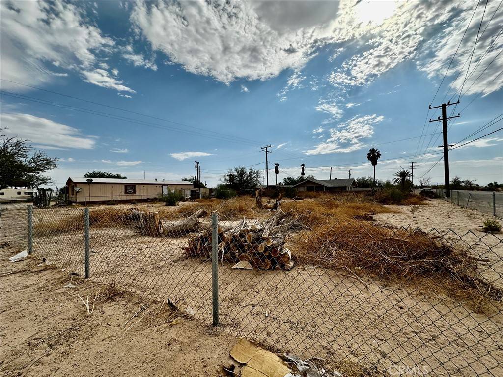 Blythe, CA 92225,18240 Blythe WAY