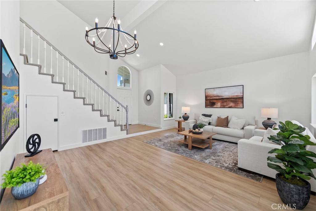 Temecula, CA 92592,41442 Avenida De La Reina