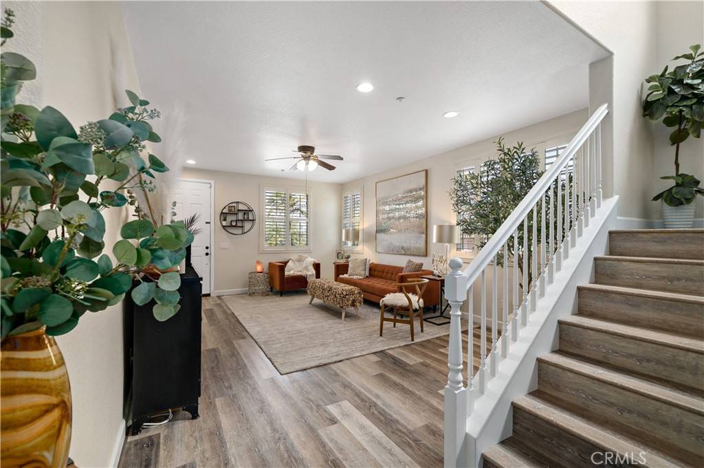 Vista, CA 92083,307 Palm Canyon DR