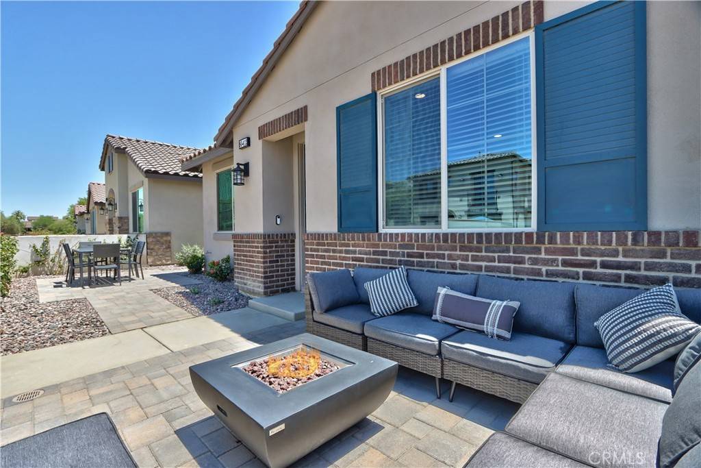 La Quinta, CA 92253,80412 Kiawah IS