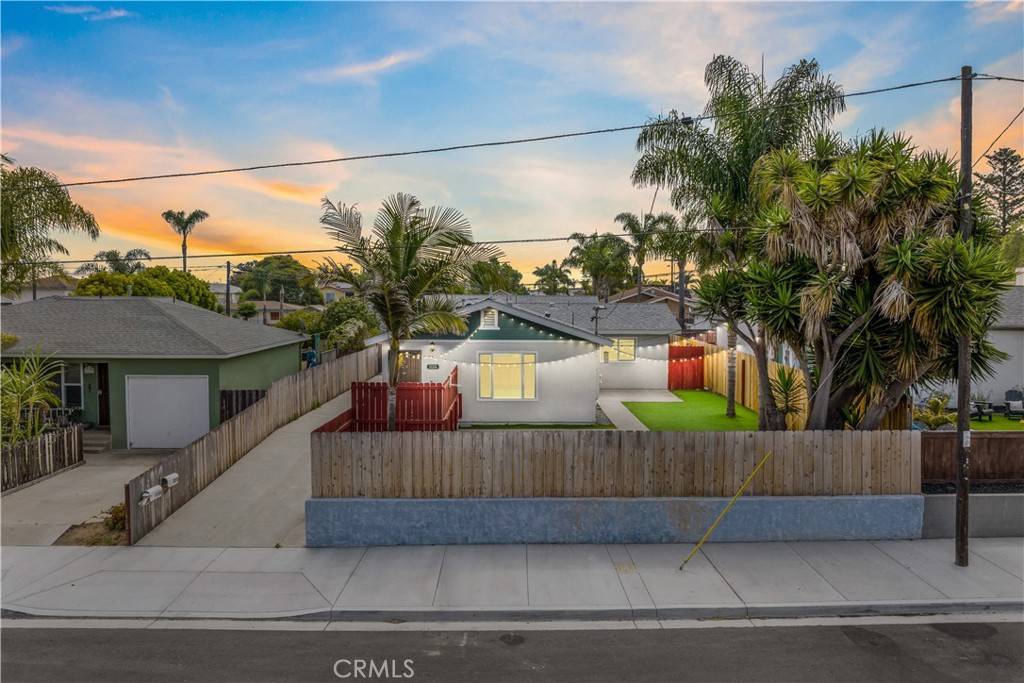 Imperial Beach, CA 91932,1135 9th ST
