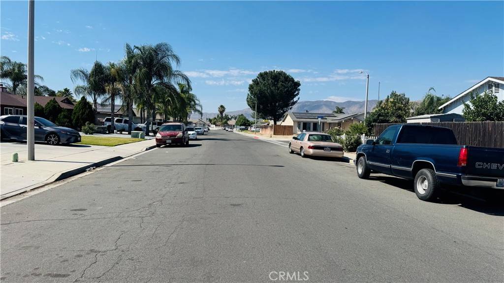 Hemet, CA 92543,781 Buchanan ST