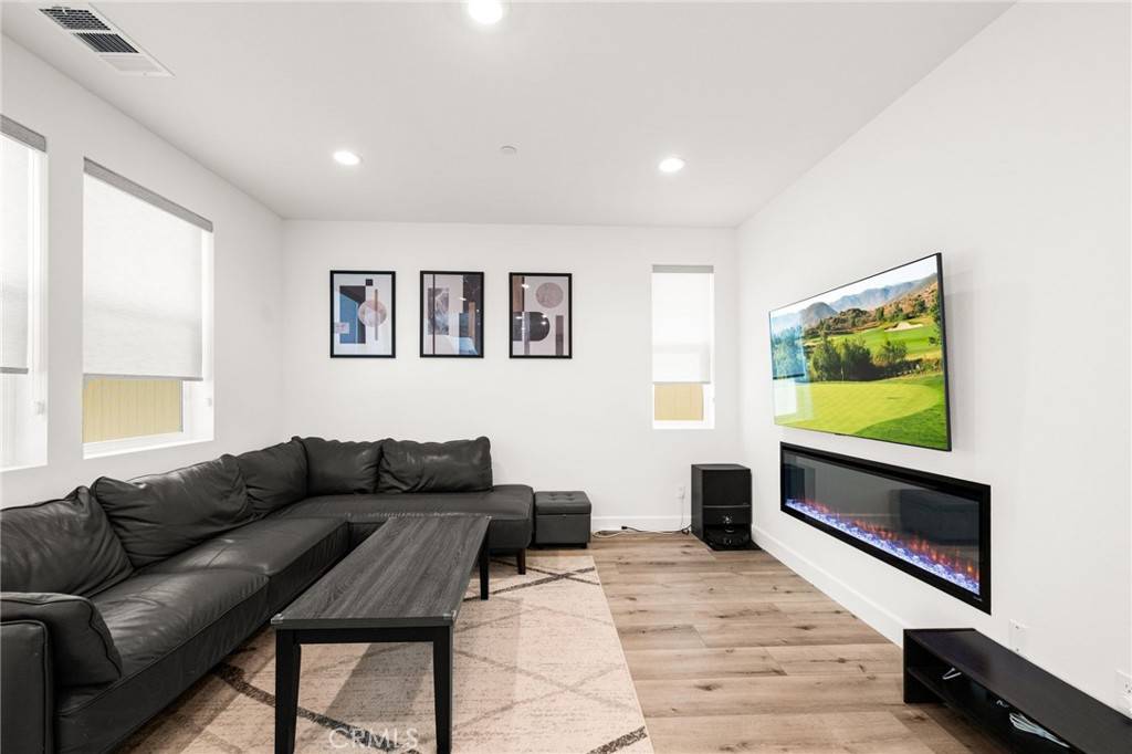 Temecula, CA 92591,32399 Brunello WAY