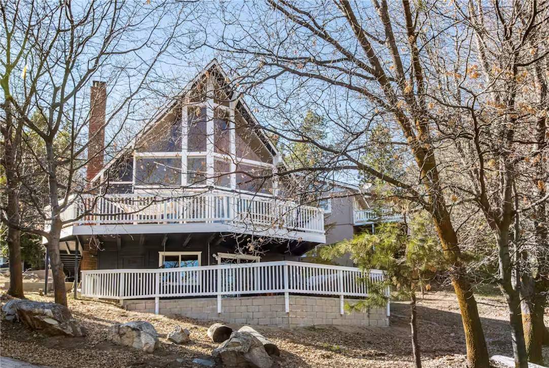 Lake Arrowhead, CA 92352,27984 St Bernard LN