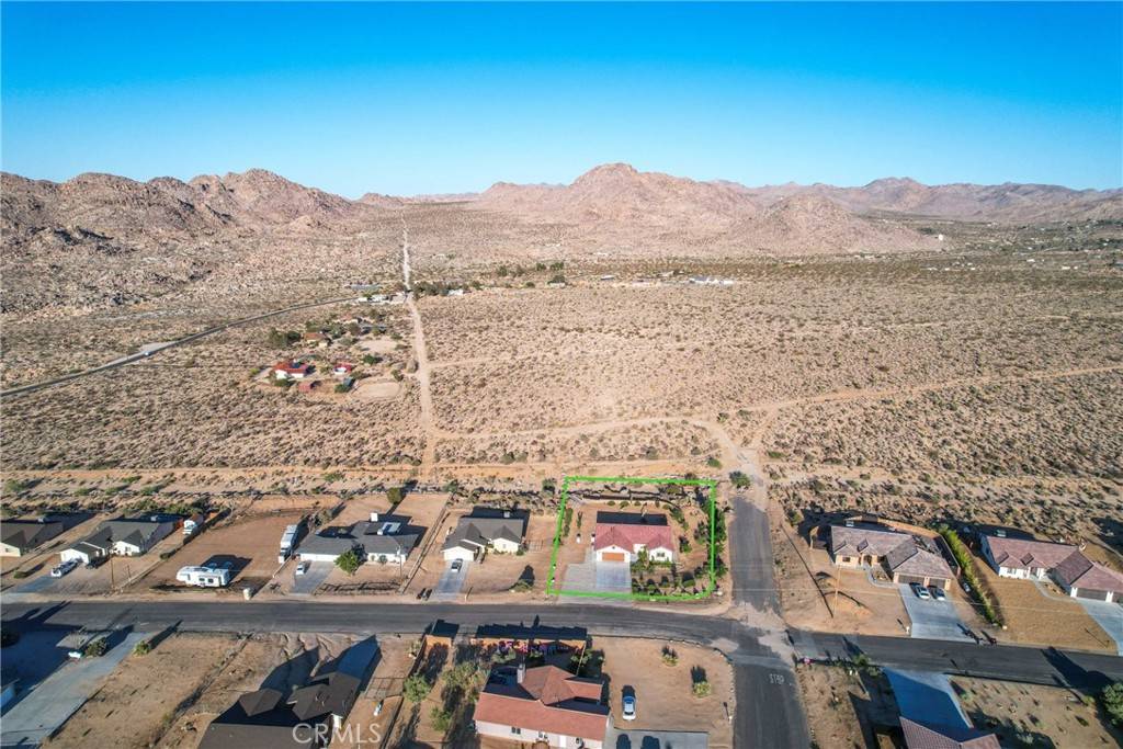 Joshua Tree, CA 92252,7765 Elwood ST