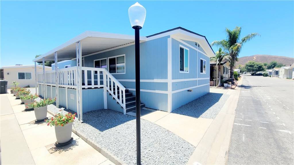 Menifee, CA 92586,27701 Murrieta RD #65
