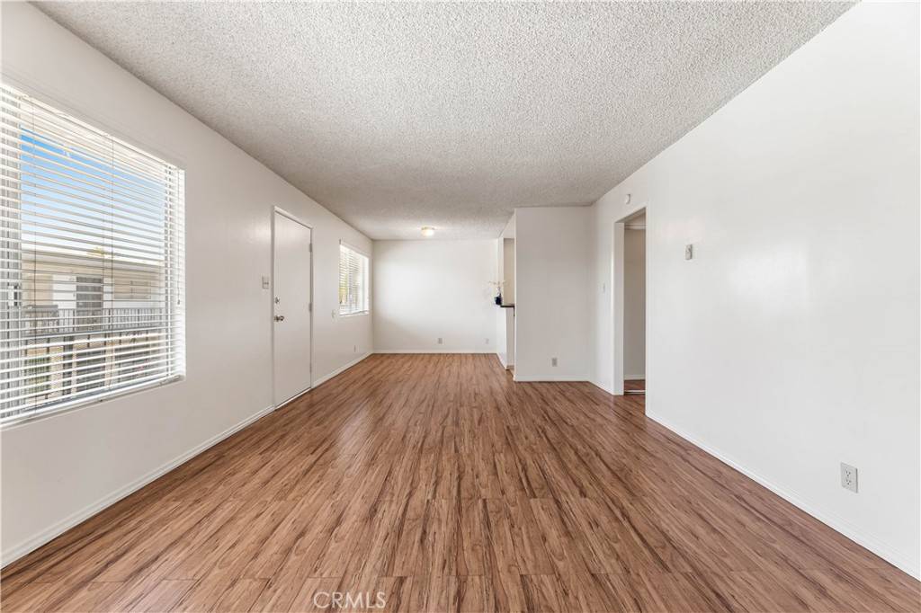 Long Beach, CA 90805,5530 Ackerfield AVE #206