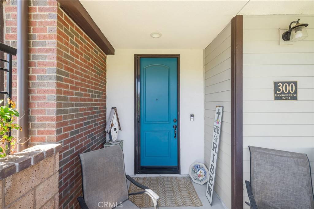 Simi Valley, CA 93065,300 Farmhouse DR #3