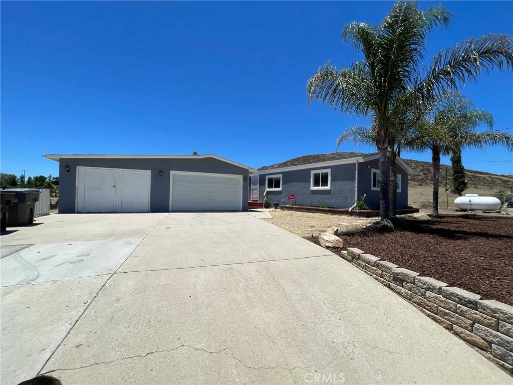 Menifee, CA 92587,28395 Connecticut DR