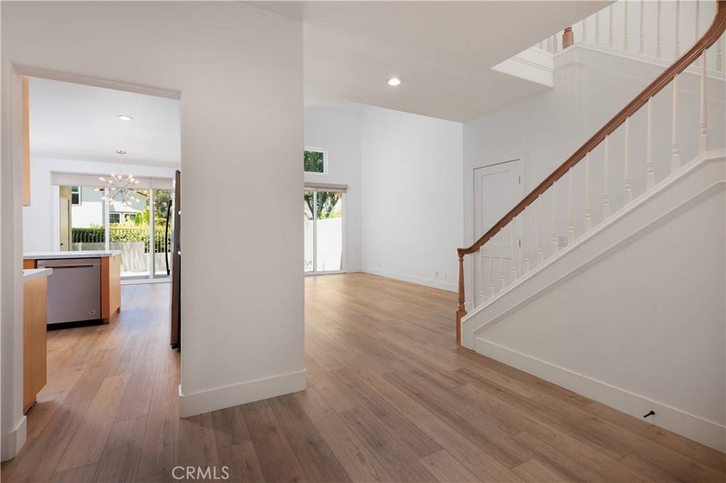 Irvine, CA 92603,3 Longbourn Aisle