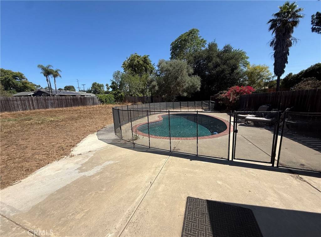 Escondido, CA 92025,958 Berkshire CT