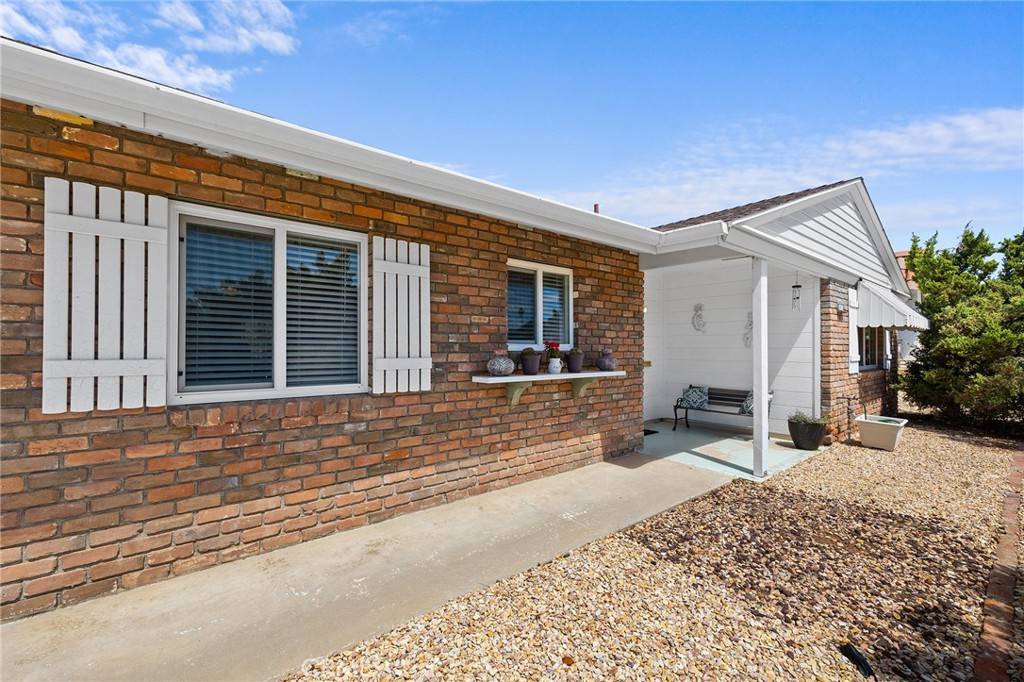 Menifee, CA 92586,28671 Portsmouth DR